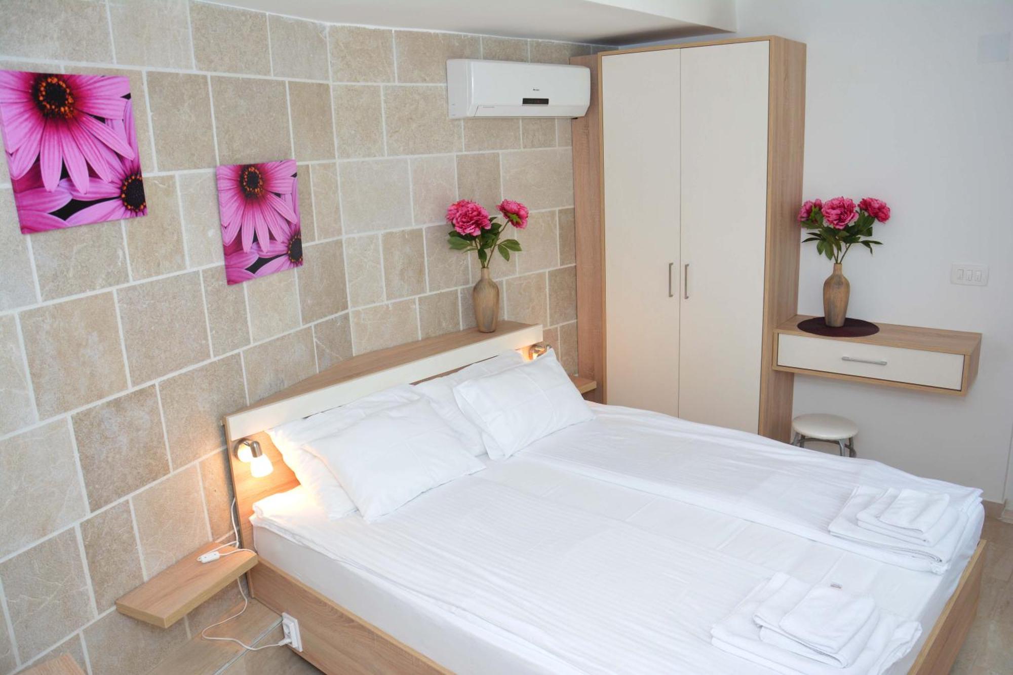 Apartments Harmonia Tivat Quarto foto
