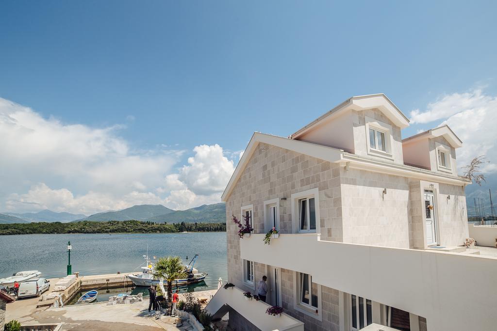 Apartments Harmonia Tivat Exterior foto